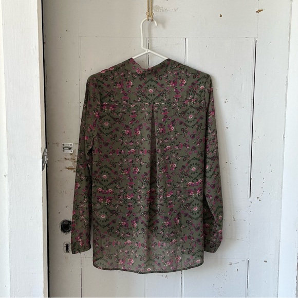 Kut from the Kloth Sheer Floral Twist Front Blouse Top - Picture 6 of 16